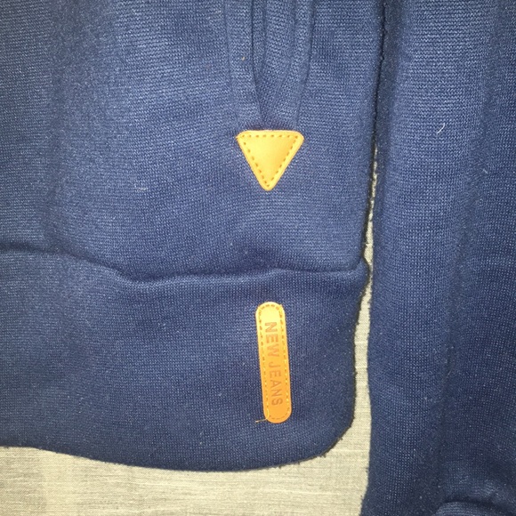 Blue turtle neck sweatshirt - Picture 3 of 4